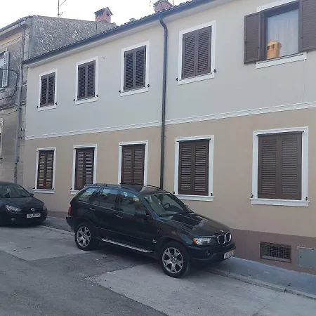 Apartments Maletic Pula Exterior photo