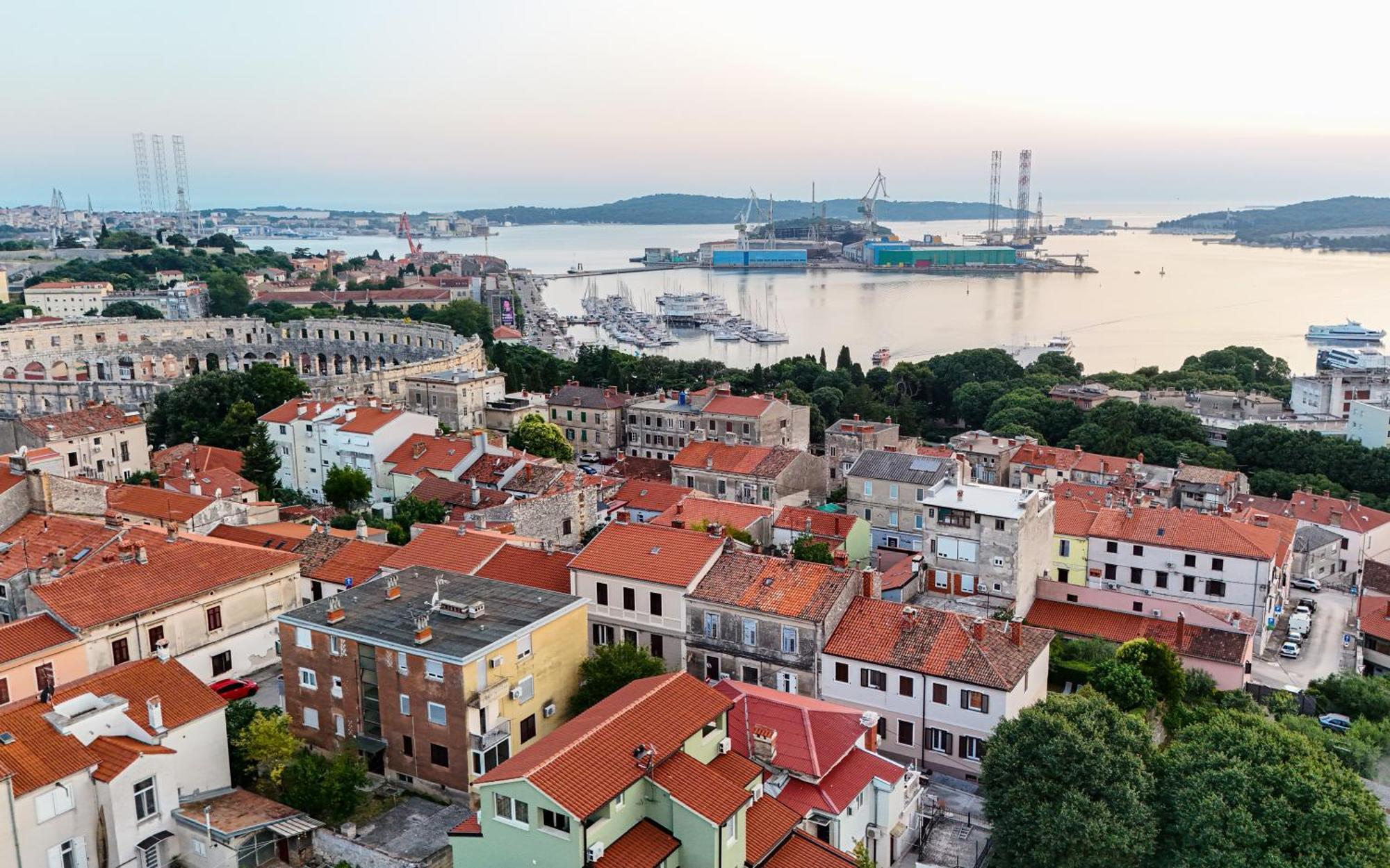 Lägenhet Maletic Pula